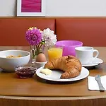 Business & Budget Hotel Tessin 
